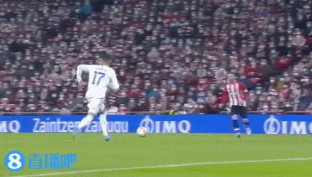 深圳男篮聘请澳大利亚教练凯利任2025-2026赛季主教练，阵容以本土核心为主，阵容实力强劲。