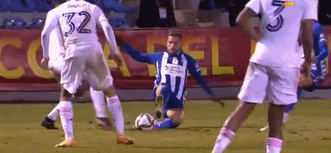 詹姆斯31+9+10东契奇27+12 湖人大胜老鹰