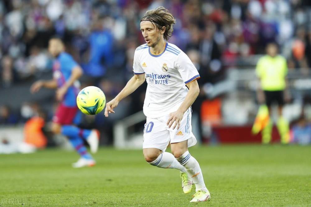 麻将不是一直进攻（麻将不该一味进攻）